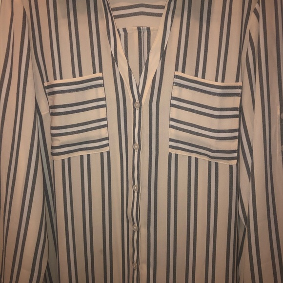 Express Blouse - Picture 3 of 4